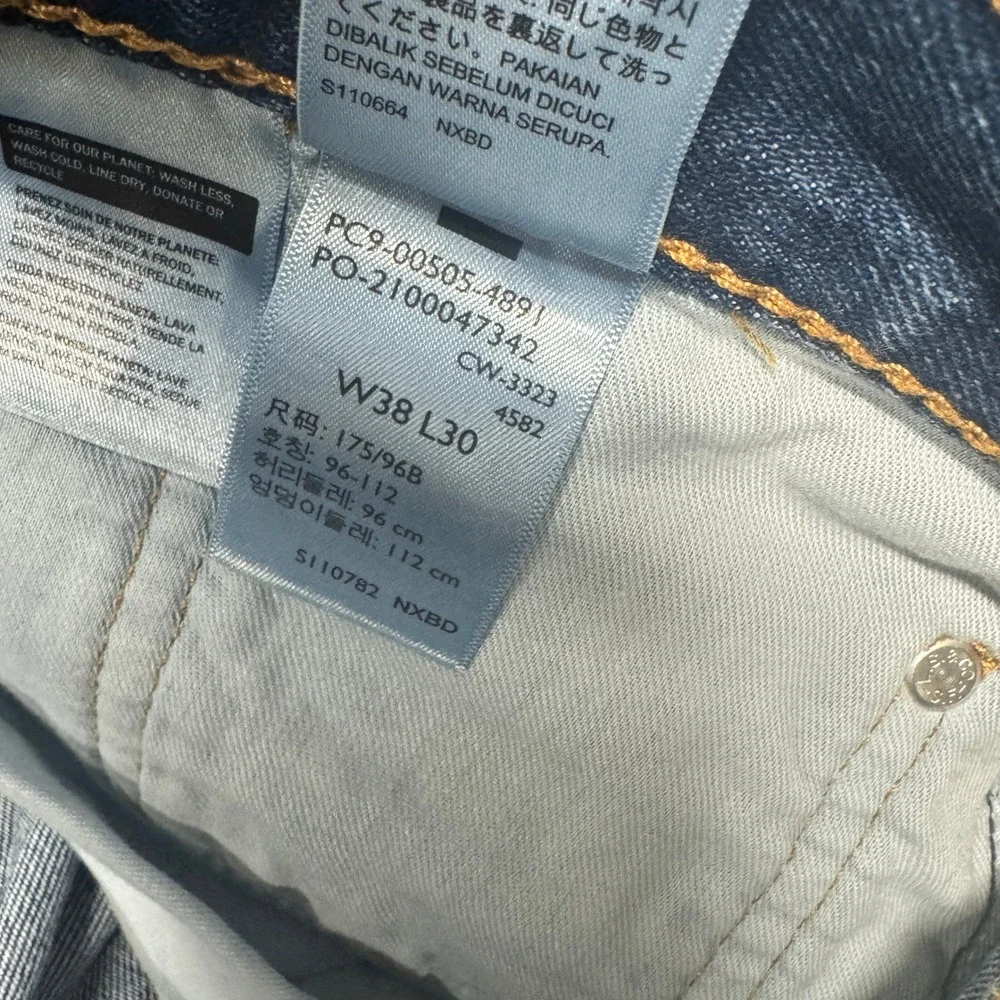 Levi's 505 Jeans Mens 38x30 ACTUAL Regular Fit‎ Blue Denim Classic NEW